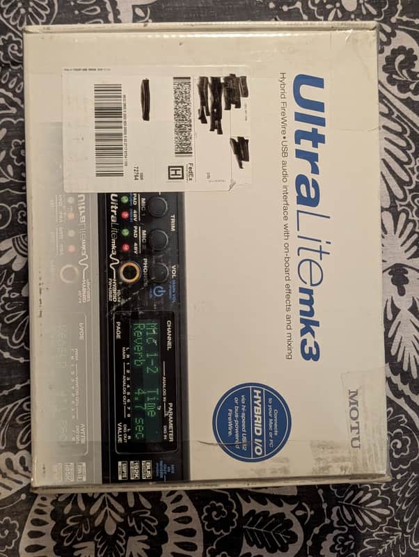 MOTU UltraLite-mk3 Hybrid Firewire / USB Audio Interface 2015 - Present - Black image 1