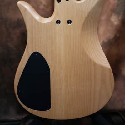 Fodera Monarch 4 Standard P image 3