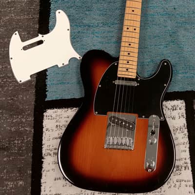 Fender Player Telecaster with Maple Fretboard (TWO Pickguards - FREE Gig Bag) 2021 - 3-Color Sunburst image 1