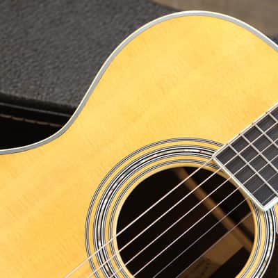 Minty! 2024 Martin J-40 Acoustic Guitar Natural + OHSC image 3