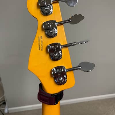 Fender American Ultra Jazz Bass with Rosewood Fretboard 2019 - 2025 - Arctic Pearl image 3