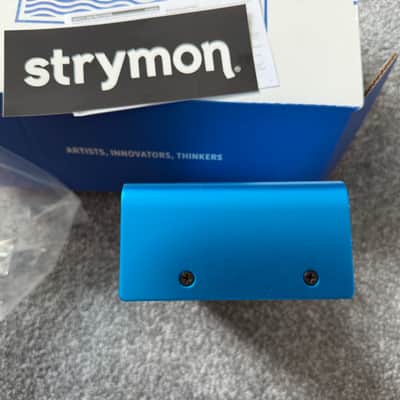 Strymon Zuma 9-Output High Current DC Power Supply 2016 - Present - Blue image 3