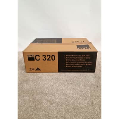 NAD C320 - Hi-Fi Amplifier - Excellent w/ Original Box image 2