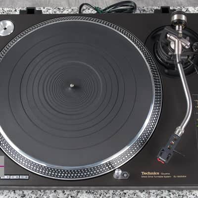Technics SL-1200MK4 Black direct drive DJ turntable in Excellent Condition image 4