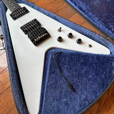 1985 Gibson Flying V - White image 1