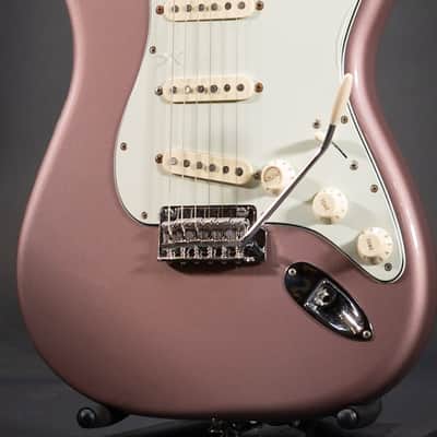 Fender Vintera '60s Stratocaster Modified Burgundy Mist Metallic image 6