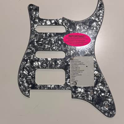Warmoth Strat pickguard Silver Pearl 2025 - Silver pearloid image 1