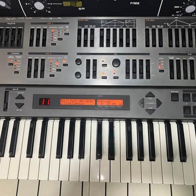 Roland JD-800 with original manuals, without red glue, just serviced image 3
