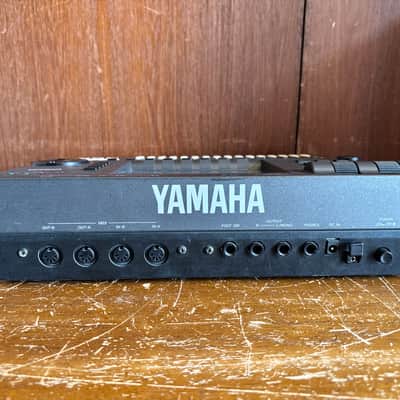 Yamaha QY700 Music Sequencer High-End Sequencer Workstation New internal battery image 5