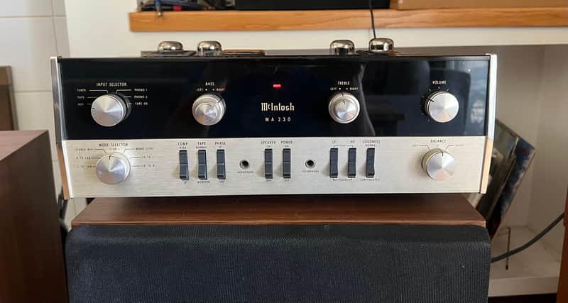 McIntosh MA-230 Tube Integrated Amplifier, Fully Recapped, Perfect Working condition.