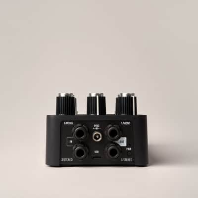 Universal Audio STARLIGHT Echo Station Stereo Delay Pedal image 3