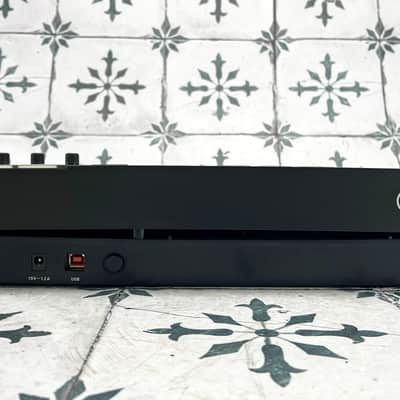 Native Instruments Komplete Kontrol S61 Mk2 • DAMAGED image 5