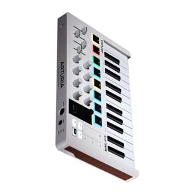 Arturia MiniLab 3 Mini Hybrid Keyboard Controller with Pad Controller / Creative Software, Mini Display / Clickable Browsing Knob / Built-In Arp / Hold and Chord Modes (White) image 3