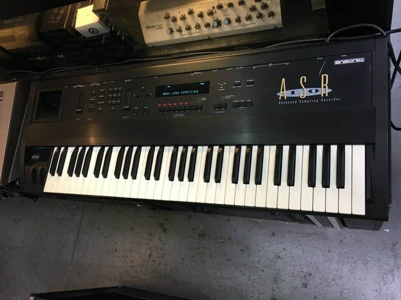 Ensoniq ASR 10 KEYBOARD SAMPLER 16 meg/61 key/ASR10,ASR-10 w/ SCSI //ARMENS// image 1