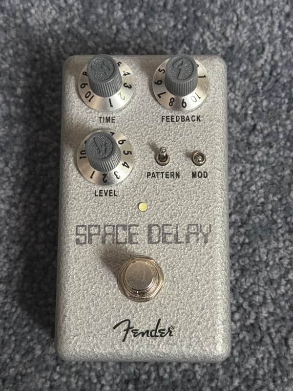 Fender Hammertone Space Delay