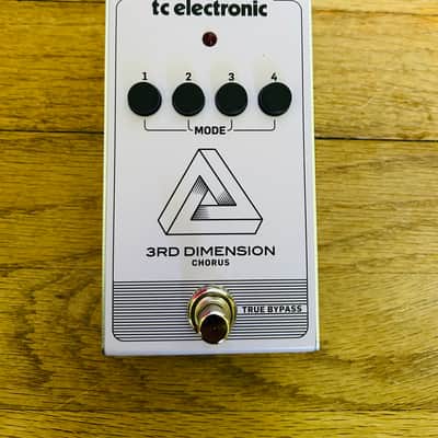 TC Electronic 3rd Dimension Chorus 2019 - Present - Purple image 1