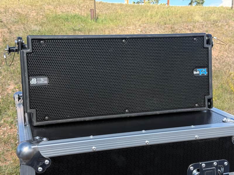 dB Technologies T4 DVA Line Array Speaker