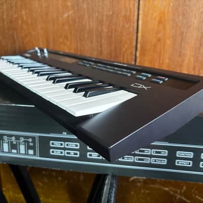 Yamaha Reface DX FM Synthesizer w/ box image 6