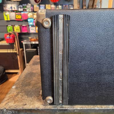 Music Man 115RH Sixty-five Bass Cabinet (Local pickup in Milw, WI only) image 11