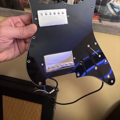 Fender Musiclilly Humbuckers 2020โs - Black/Chrome image 4