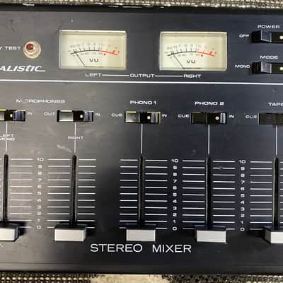 Realistic 4 Channel Stereo Mixer image 1