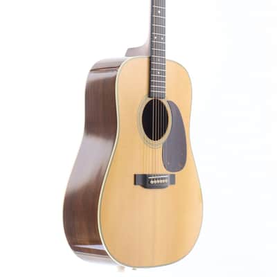 Martin D-28 Standard Natural [2595972] (06/29) image 8