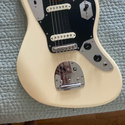 Fender American Professional Jaguar with Rosewood Fretboard 2017 - 2019 - Olympic White image 2