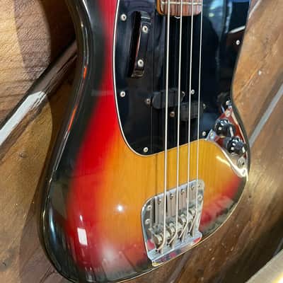 1977 Fender Mustang Bass, Three Tone Sunburst image 3
