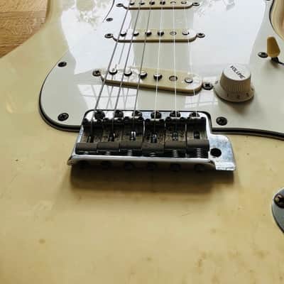 Fender JV Stratocaster | ST62-85 | MIJ 1982 | Red Bobbin PUs image 5