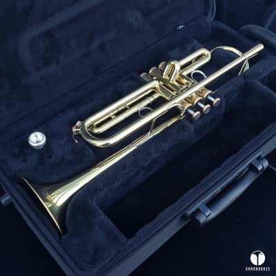 Yamaha Custom YTR 8310Z Bobby Shew Jazz trumpet case mouthpiece gamonbrass image 3