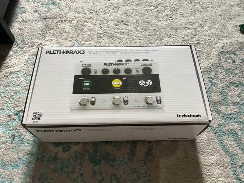 TC Electronic Plethora X3 TonePrint Multi-Effects Pedalboard 2022 - Present - White