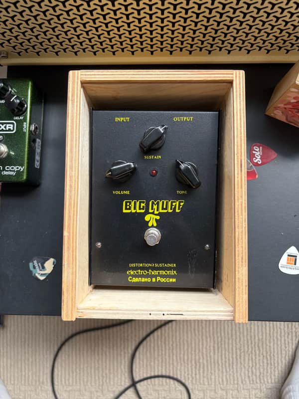 Electro-Harmonix Big Muff Pi V7 (Black Russian) 1998 - 2009 - Black image 1