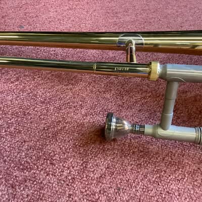 Jupiter Trombone Outfit complete with hard fitted case "B" Stock item image 6