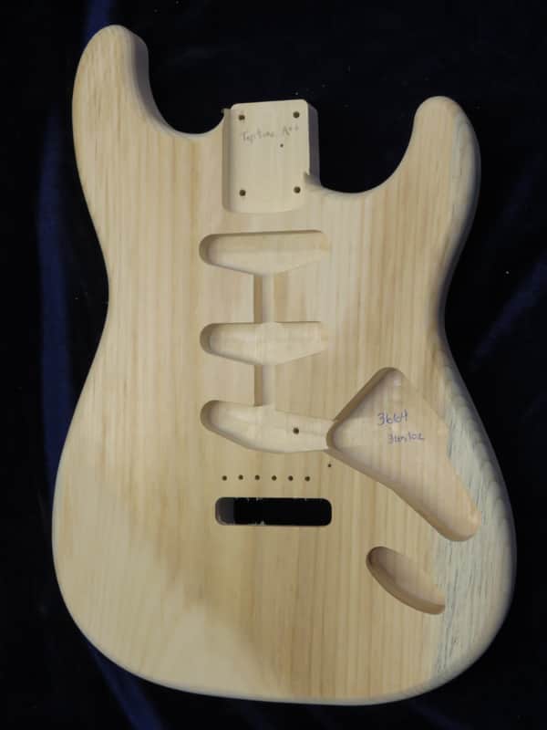 1 Piece 40yr Aged Pine Strat Style body - 3lbs 1oz #3664 *IMPORT CHARGES INCLUDED image 1