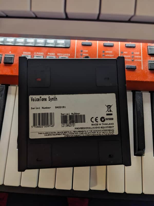 TC-HELICON Voicetone Synth 廃盤 TC Helicon VoiceTone Synth | Reverb