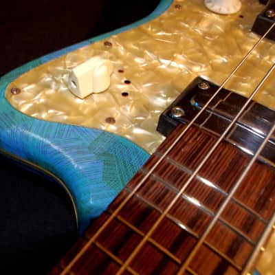 Egmond BEG 2-V 1967 Blue Vinyl.  Retro Cool Bass. A true vintage piece. RARE. image 10