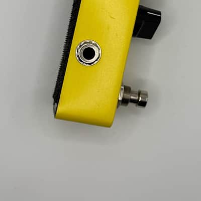 Donner Yellow Fall Delay Pedal (Used) image 3