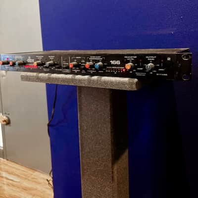 dbx 166 Stereo Compressor / Peakstop / Gate 2000s - Black image 4