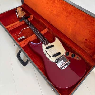 fender mustang 1966 100% original dakota red with original case image 1