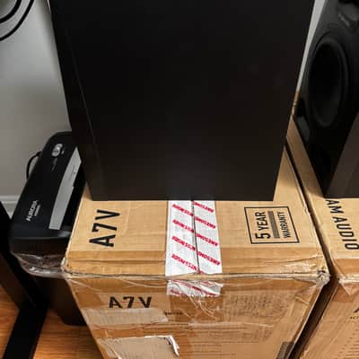 ADAM Audio A7V 7" Active Studio Monitors (Pair) 2022 - Present - Black image 8