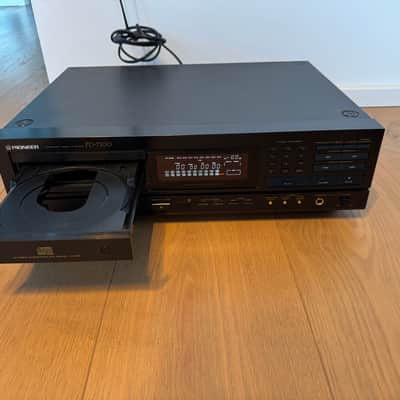 Pioneer PD-7100 1988-1989 image 2