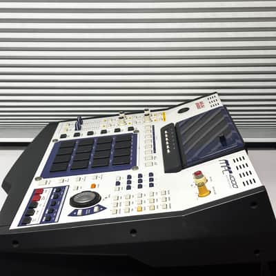Akai MPC4000 with Original Box (collector grade) image 4