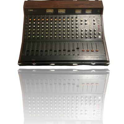 1970's Yamaha PM-700 12-Channel Analog Mixer Bild 6