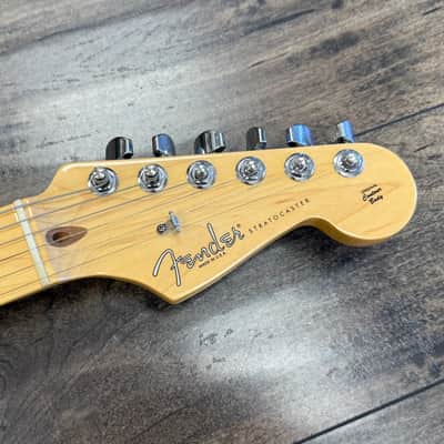 Fender American Standard Stratocaster with Maple Fretboard 2007 - Olympic White image 7
