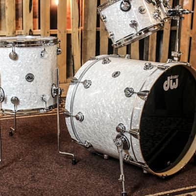 DW Collector's Ultra White Marine Pearl Drum Set - 22,10,12,16 - SO#1149840 image 2