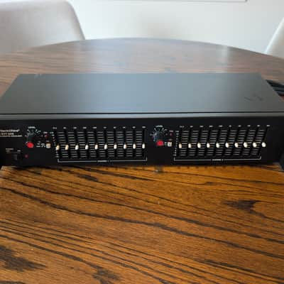 Electro-Voice EV EVT 2210 | Tapco Stereo One-Octave Equalizer | 10 Band EQ image 7