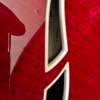 Taylor T3 2009 - Present - Red Edge Burst image 18
