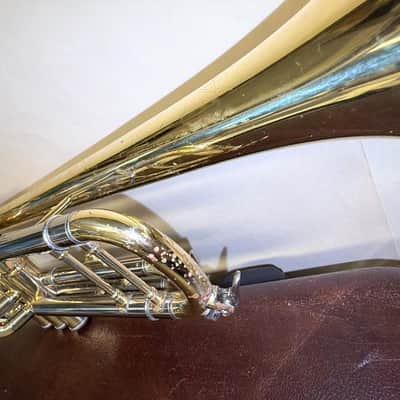Accent model ML, Bb Trumpet W/ Original Hardcase  PLAYER image 4