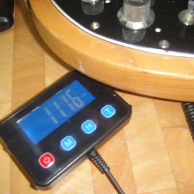 Peavey T40 Bass Guitar image 7