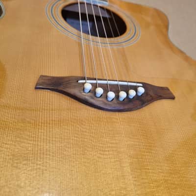 Hofner HA-JC03 Jumbo Electro Acoustic Guitar Solid Spruce Top image 10